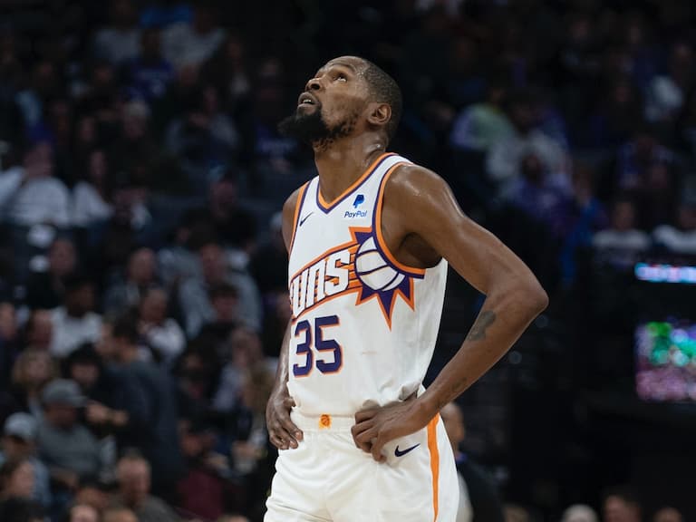NBA/KD 澄清「在太陽打球不開心」傳言,怒罵 ESPN 名記者:「編些爛故事,你們還相信!」