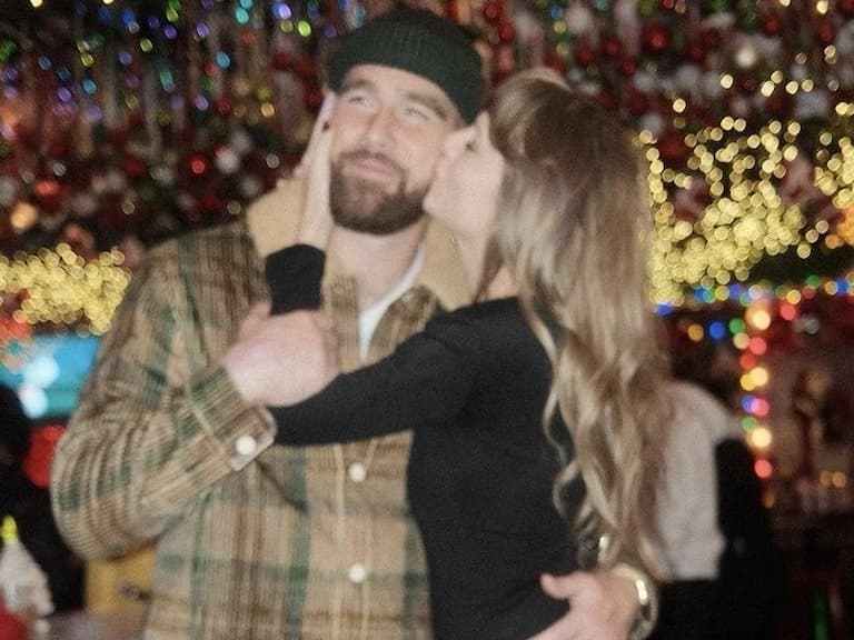 傳泰勒絲 Taylor Swift NFL 男友特拉維斯凱爾西 Travis Kelce 即將訂婚！日子挑這天引熱議！