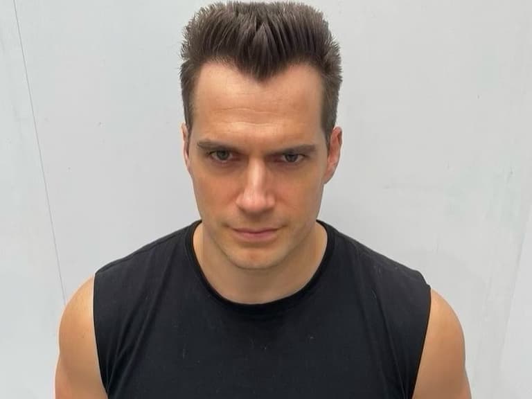 《機密特務：阿蓋爾》亨利卡維爾 Henry Cavill 造型曝光！意外撞臉《玩具總動員》阿薛引熱議！