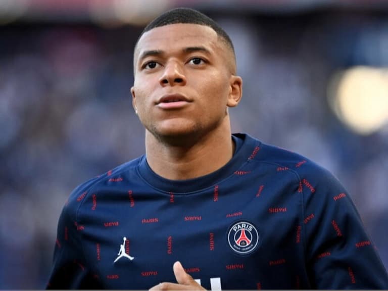 驚傳姆巴佩 Kylian Mbappe 將於今夏震撼加盟皇馬,追隨偶像 C 羅的腳步!