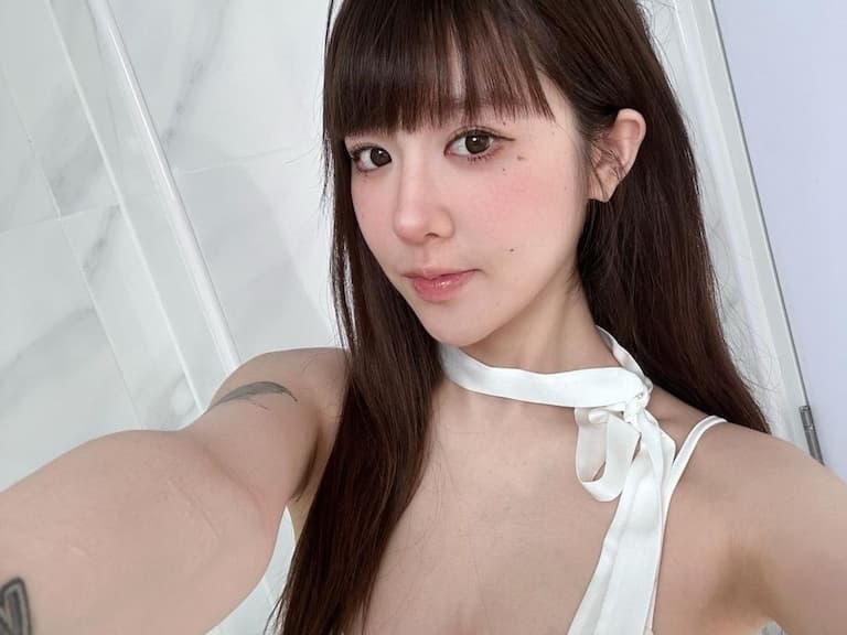 美麗妄娜推出全新「真理睡衣」系列！連換 4 套火辣戰袍喊：「想懷龍年寶寶就這樣穿！」【野生抓正妹】