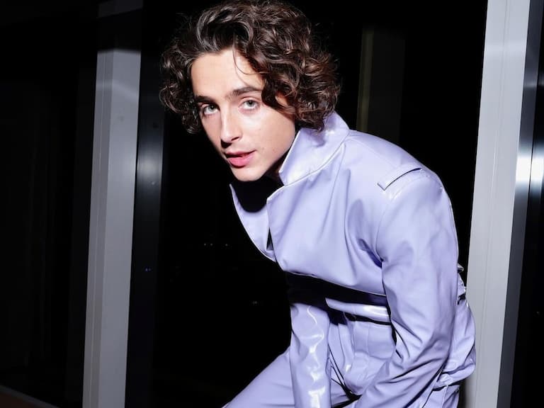 凱莉珍娜 Kylie Jenner 爆出求「甜茶」提摩西夏勒梅 Timothée Chalamet 幫忙進軍好萊塢，成為電影明星！