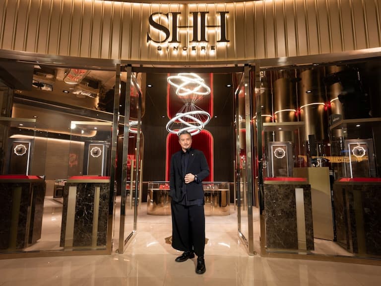 SHH台北101頂級鐘錶概念店盛大開幕，走進獨立製錶殿堂  金鐘視帝李銘順圓夢上手房產級千萬名錶