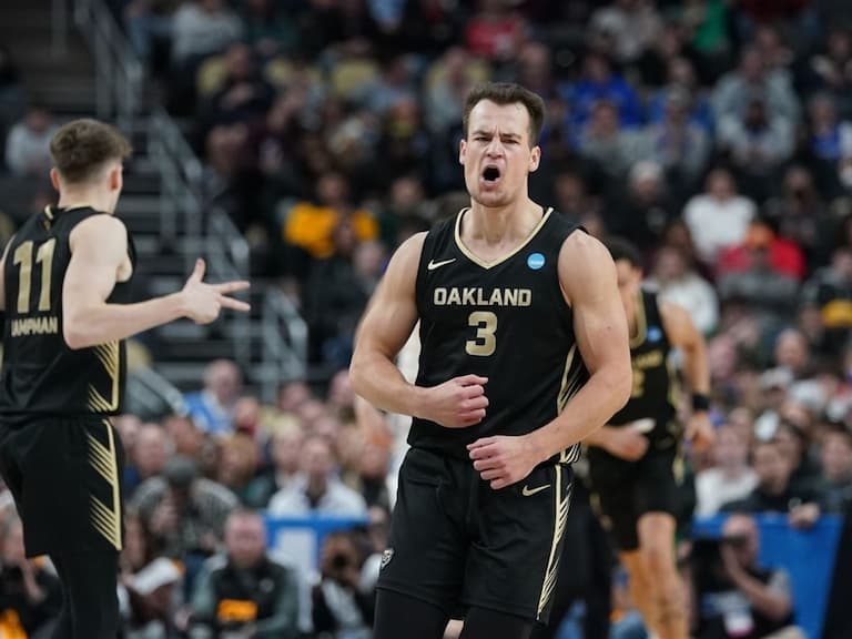 NCAA 三月瘋／奧克蘭大學爆冷扳倒肯塔基大學晉級，Jack Gohlke 飆 10 記三分球超狂！
