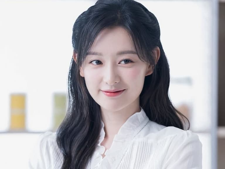 《淚之女王》洪海仁原訂不是金智媛，是由 IU 演！消息曝光引起罵戰！