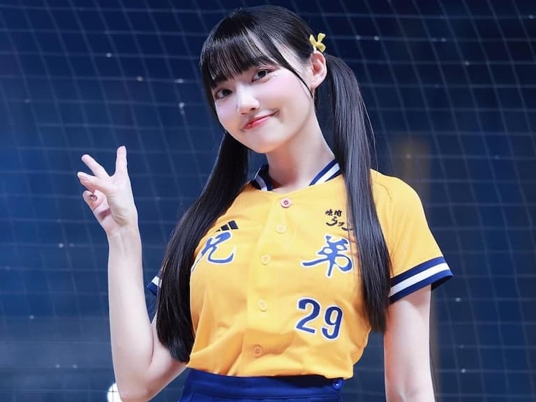 中信啦啦隊少鹽「夏日企劃」完成！清新比基尼「鹽」份爆表美炸天！【野生抓正妹】