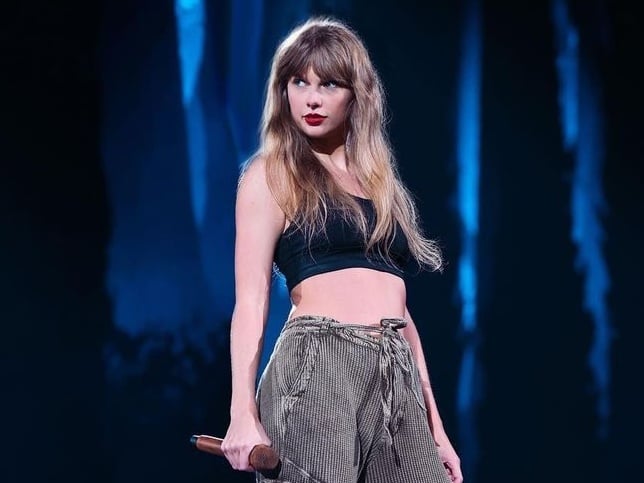 泰勒絲 Taylor Swift 演唱會，竟有歌迷把嬰兒放地上引網怒：「太不負責了吧！」