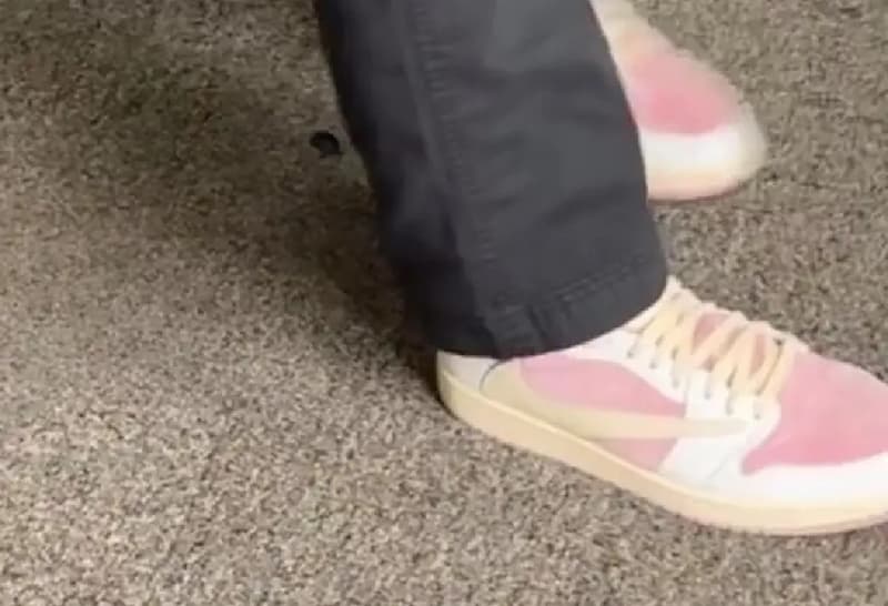 Travis Scott x Air Jordan 1 Low "Shy Pink"、"Dark Pony" 新配色釋放