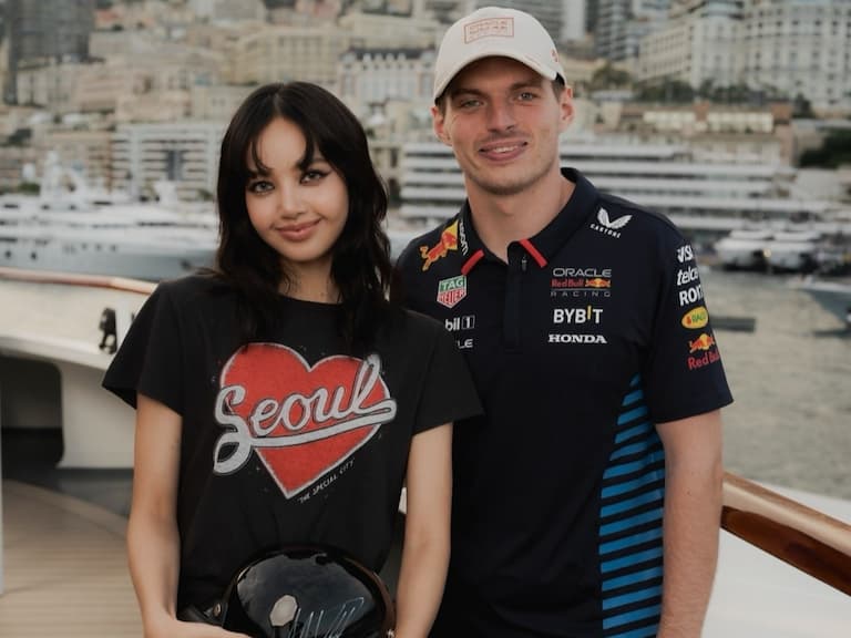 BLACKPINK Lisa 現身兩場 F1 比賽,「怪物級車手」Max Verstappen 皆未奪冠!網笑:「太辣分心了嗎?」