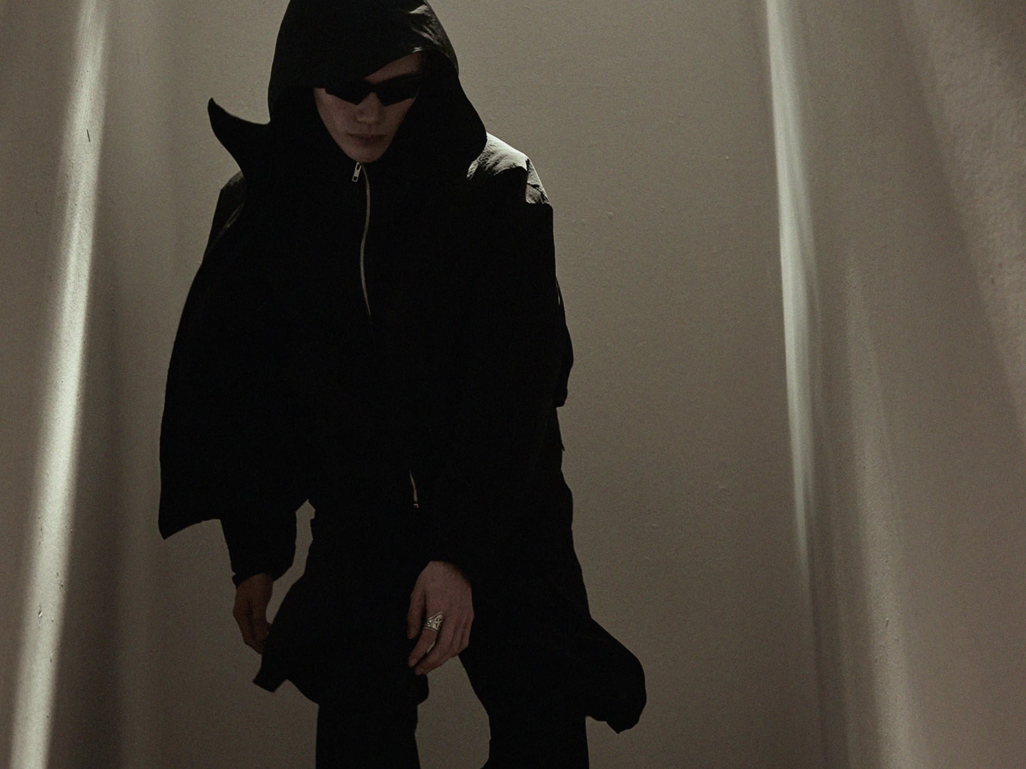 EQUALNEAR 2024 春夏系列「E-llusory Temple」釋出，「視錯覺」帶來豐富層次單品！