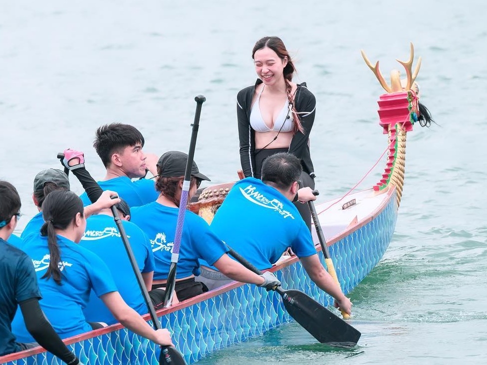 「比基尼龍舟妹」拉鍊全開繃出猛料， IG 這邊幫你神出來！【野生抓正妹】