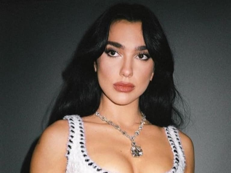 杜娃黎波 Dua Lipa 驚喜宣佈訂婚！10 首必聽金曲：BLACKPINK、MAMAMOO 華莎都合作過！