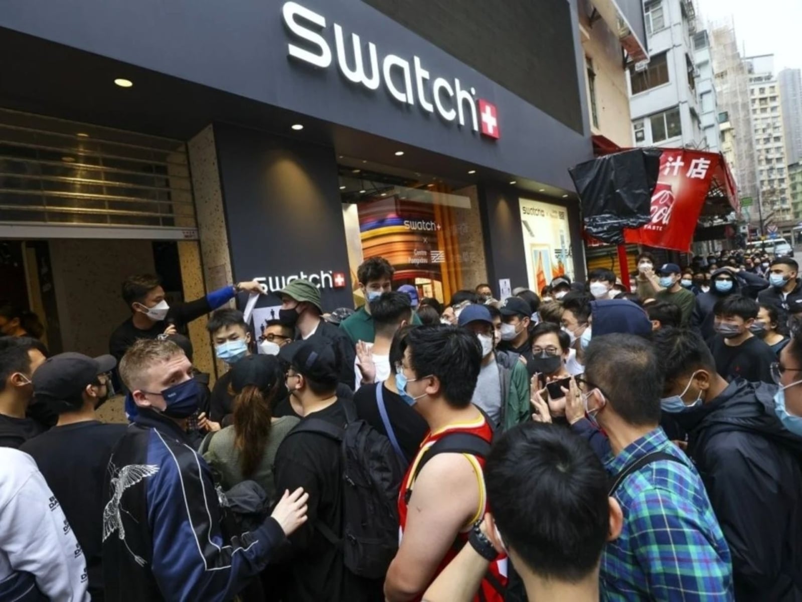 黃牛分享參加「轉賣訓練班」卻嫌賺得太少引爭議，網友感嘆這竟然也能開班授課...