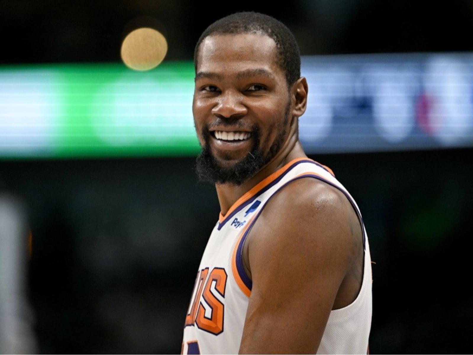 NBA／Kevin Durant 夜店「瘋狂練球」畫面流出，網友：「果然憑實力單身！」