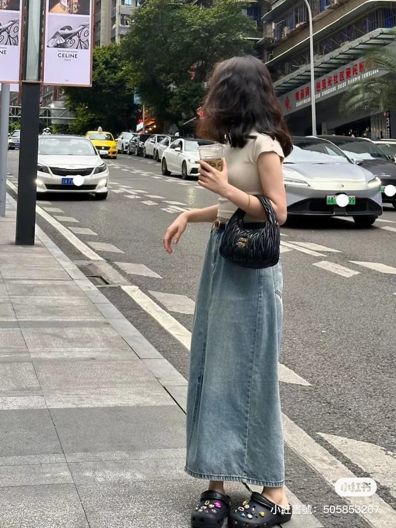 洞洞鞋