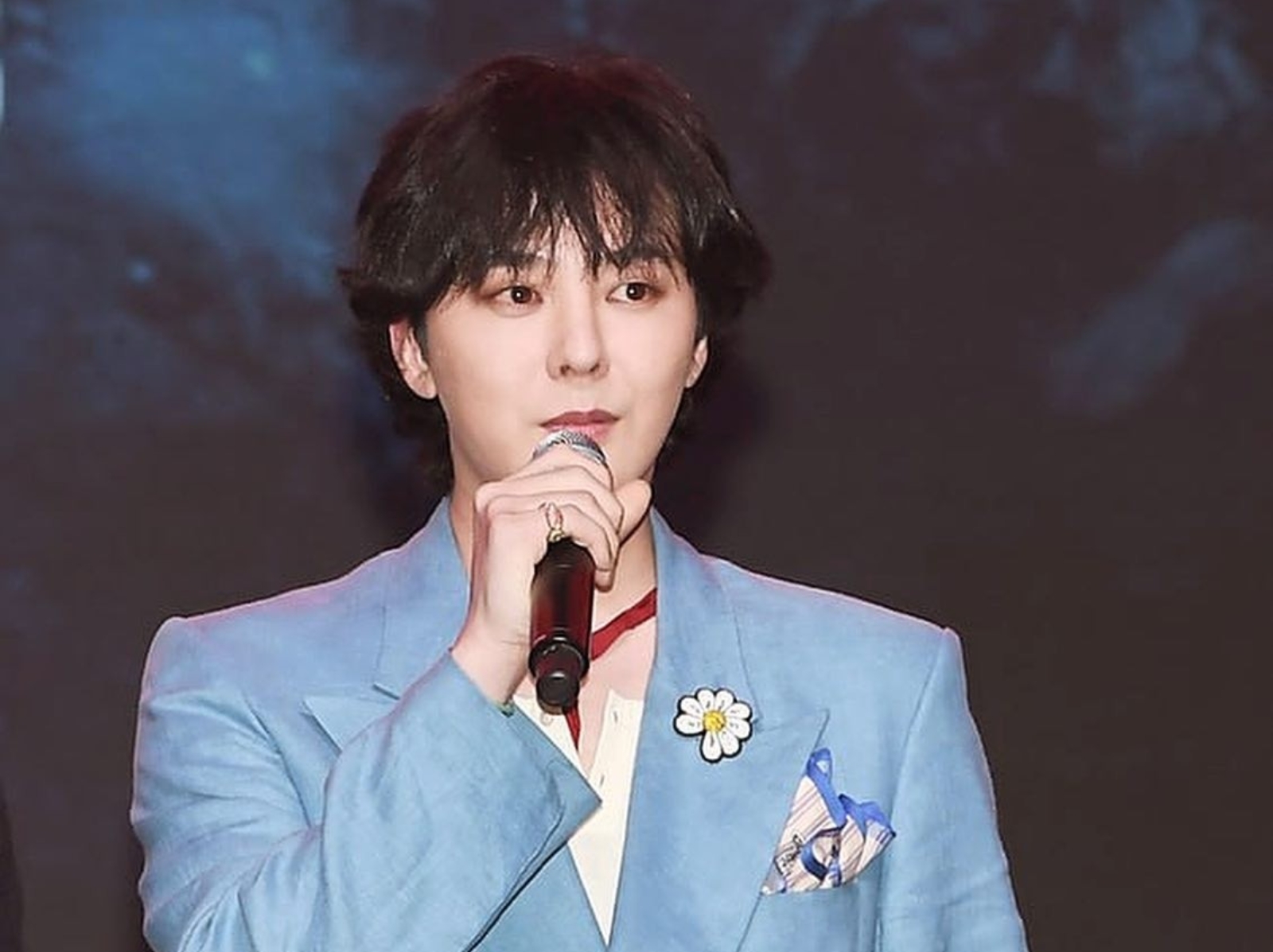 GD 權志龍任職大學教授！粉絲感嘆：「什麼時候才要發新歌？」