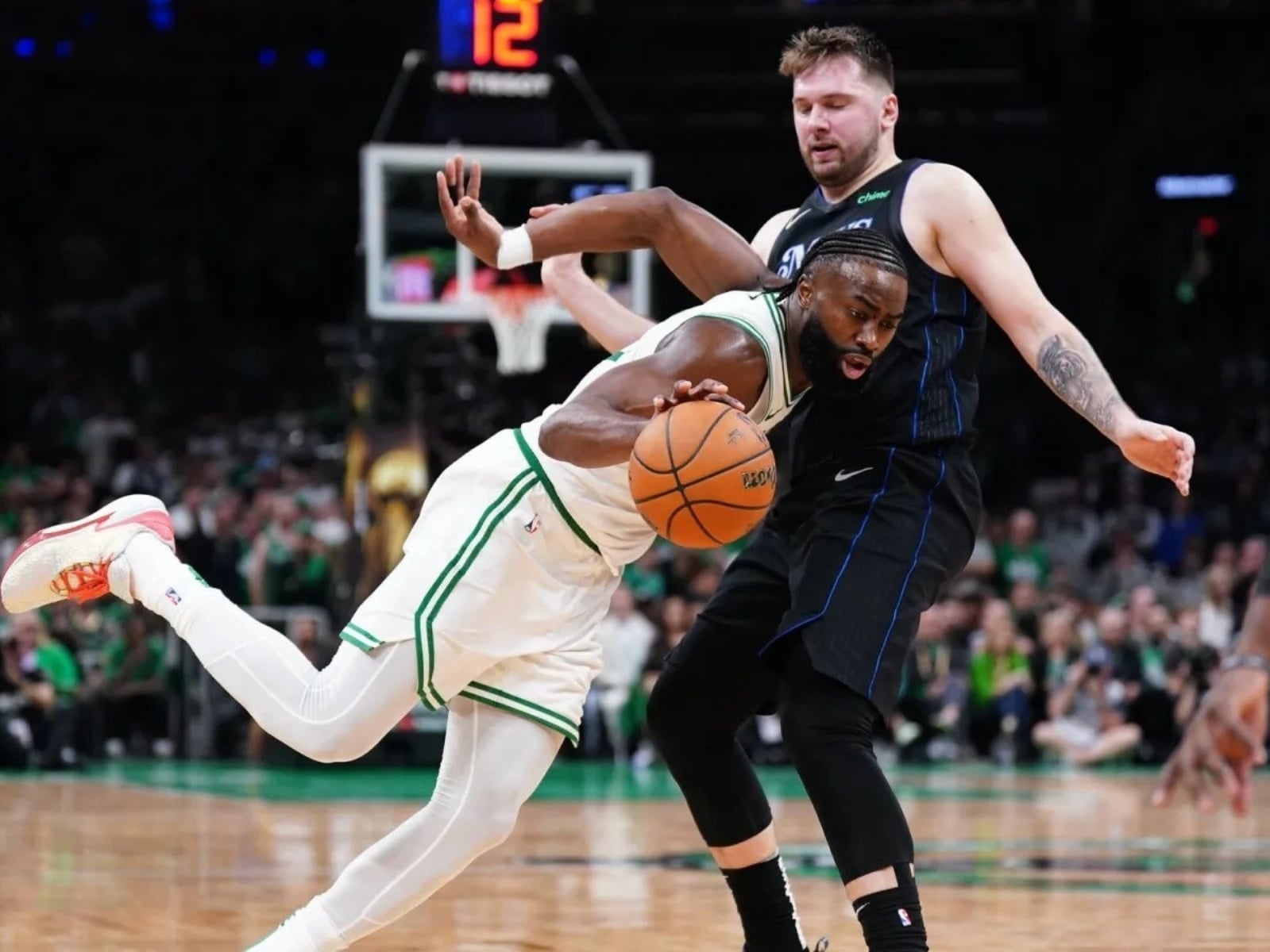 NBA／聯盟近 10 年季後賽「防守被突破率」排行出爐，Luka Doncic 一人包辦前三名！