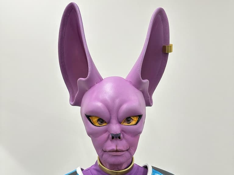 《七龍珠》破壞神比魯斯現身，日本 70 歲資深女星研直子完美 Cosplay！