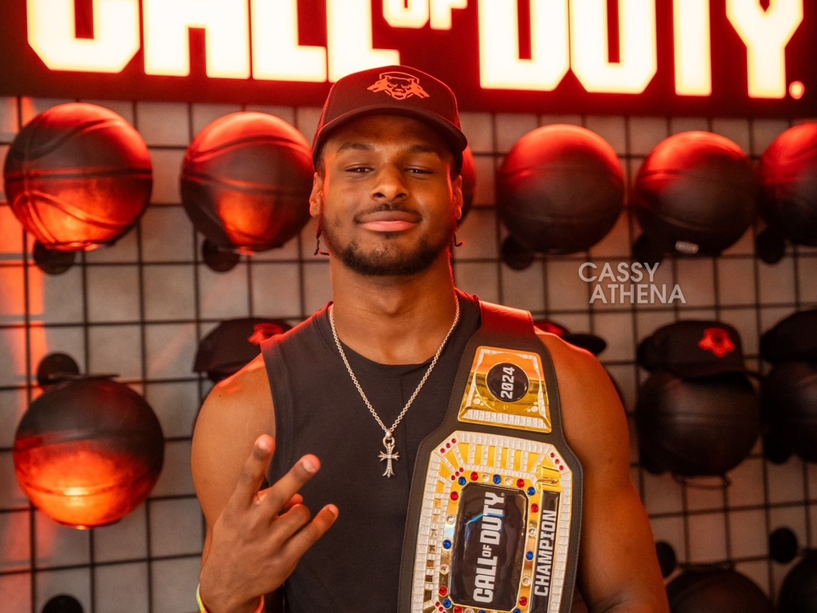 NBA／Bronny James 贏得《決勝時刻》電競比賽，擊敗 Grant Williams 獲頒冠軍腰帶！