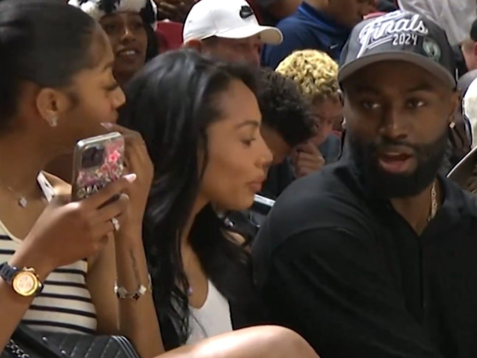 NBA／Jaylen Brown 被抓包偷嘴 Bronny James：「我不認為他是職業球員！」
