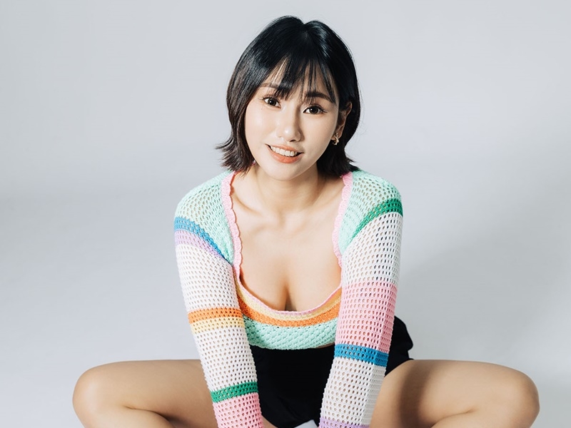 短影音交友平台 NightCo 上線！「台灣深田詠美」愛妃教母自爆拍片對象是粉絲！？【老司J開車】