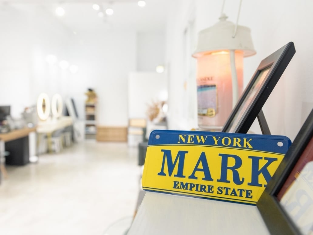 打破傳統框架，馬可攝影！韓式證件照，客製化您的自然美態！