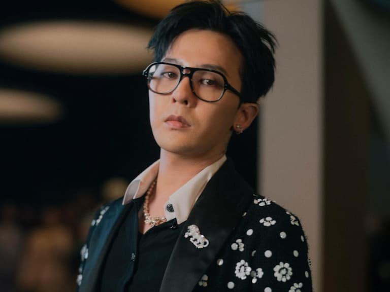 G-Dragon、GD 商標正式拿回！YG 娛樂無償轉讓引熱議！