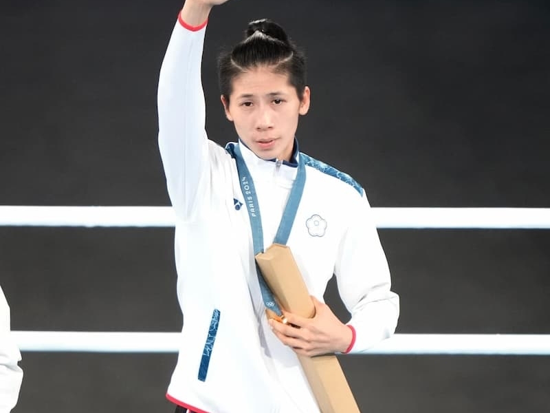 巴黎奧運／林郁婷奪金回台！機上廣播稱「台灣女兒」是台灣的驕傲！