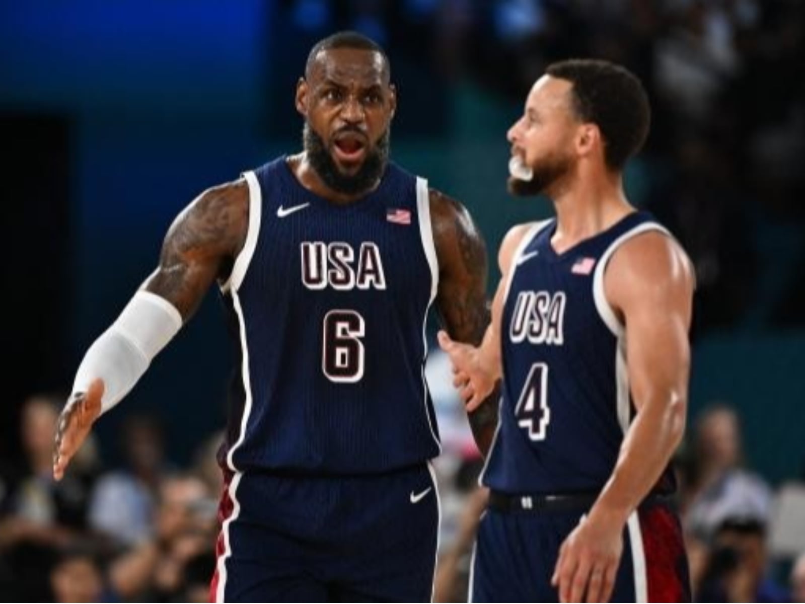 巴黎奧運／Curry 賽前「拋球儀式」被 AD 攔截沒收，詹皇、Embiid 等人當場超傻眼！