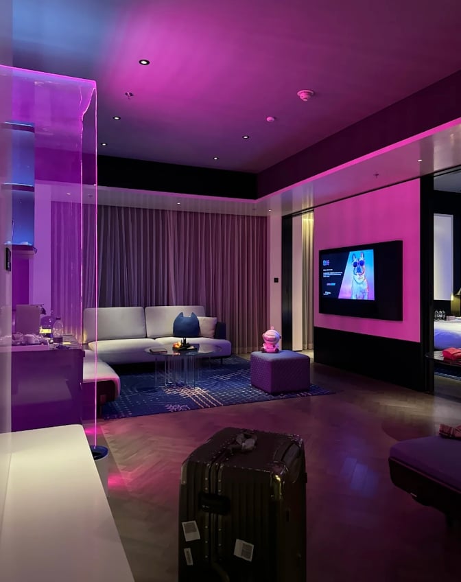 汽車旅館一定要開車、未滿 18 歲可以休息嗎⋯10 個 Motel 疑難雜症一次看，別再偷偷摸摸不敢進去了！