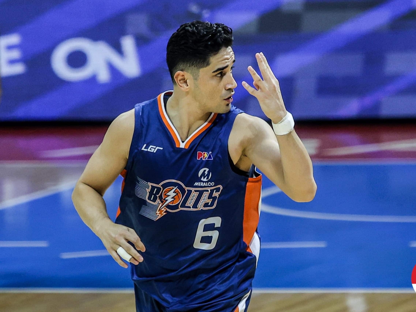 PBA 菲律賓聯賽「史上首顆四分球」出爐，投進球員是 Paolo Banchero 的堂哥！