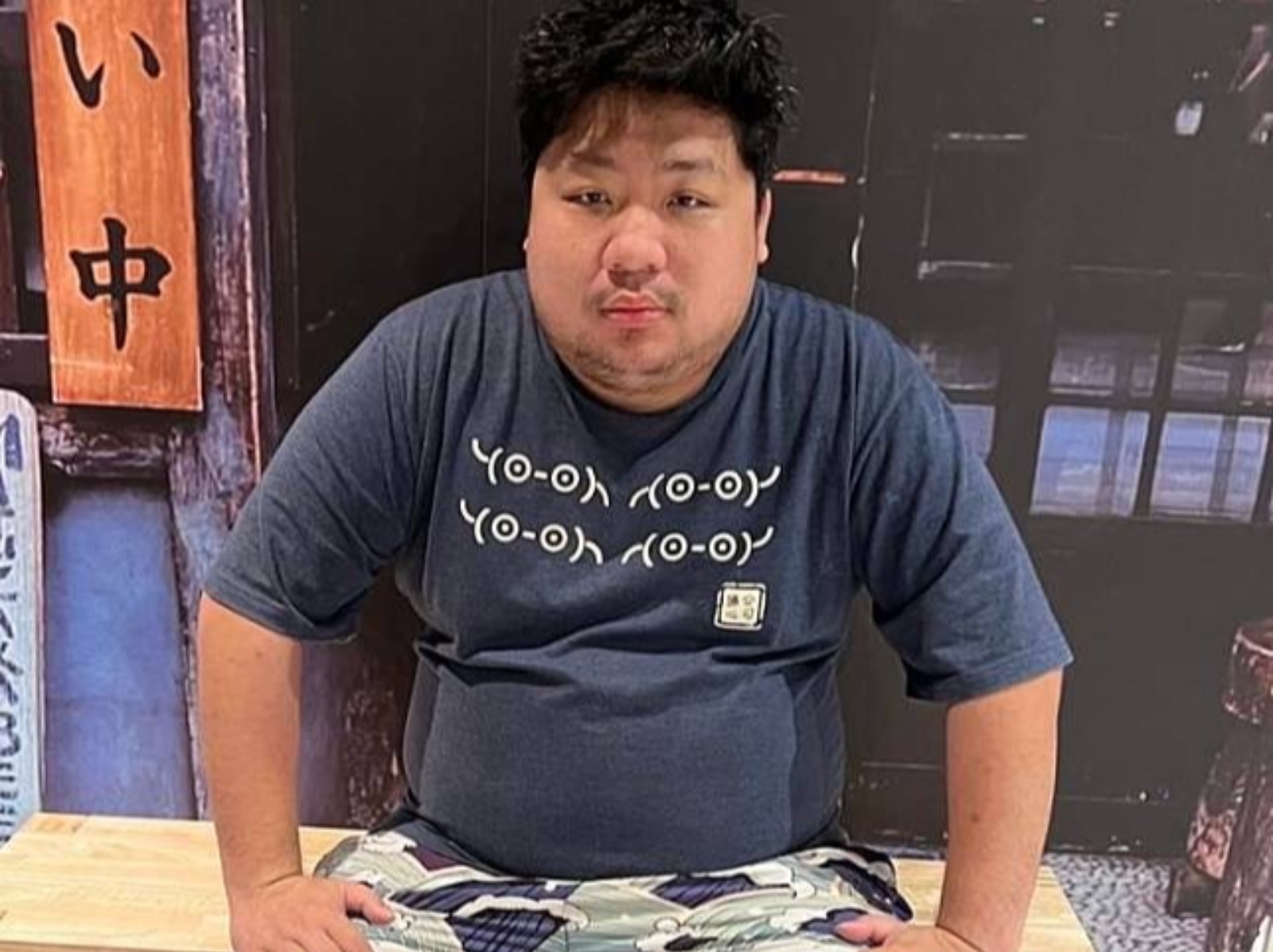 拳上 2024／統神「痛風發作」爬樓梯慘狀模樣流出！網友笑「這是欺敵戰術吧？」