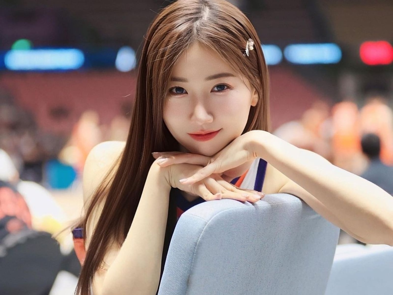 游游今夏首套泳裝曝光，「啦啦隊林志玲」姣好身材大解放！【野生抓正妹】