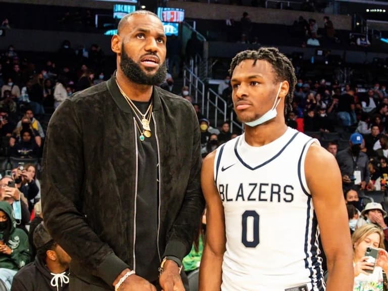 NBA/詹皇不准兒子 Bronny 在工作場所叫他爸爸:「他可以叫我 GOAT。」