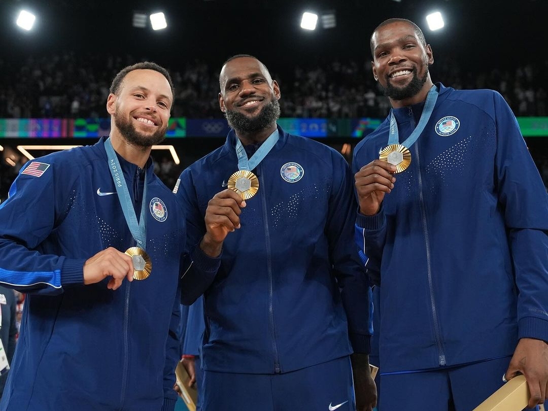 NBA 球星 Stephen Curry 與勇士續約！年薪高達 20 億台幣！