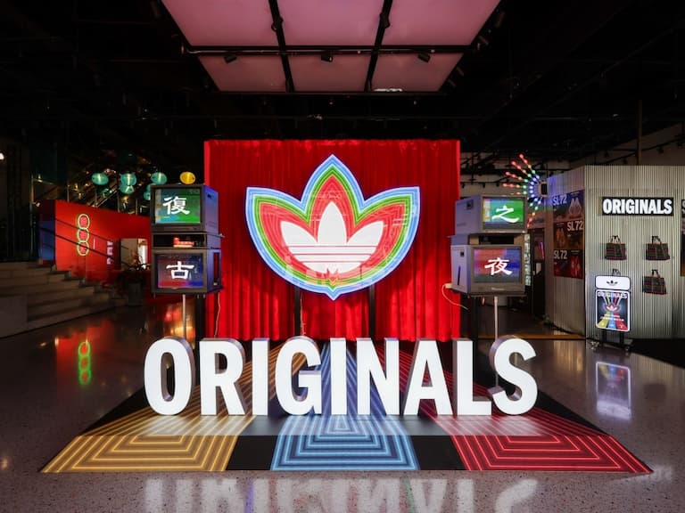 adidas Originals 攜手「臺虎精釀」與「詹記麻辣火鍋」,打造週末限定快閃體驗!