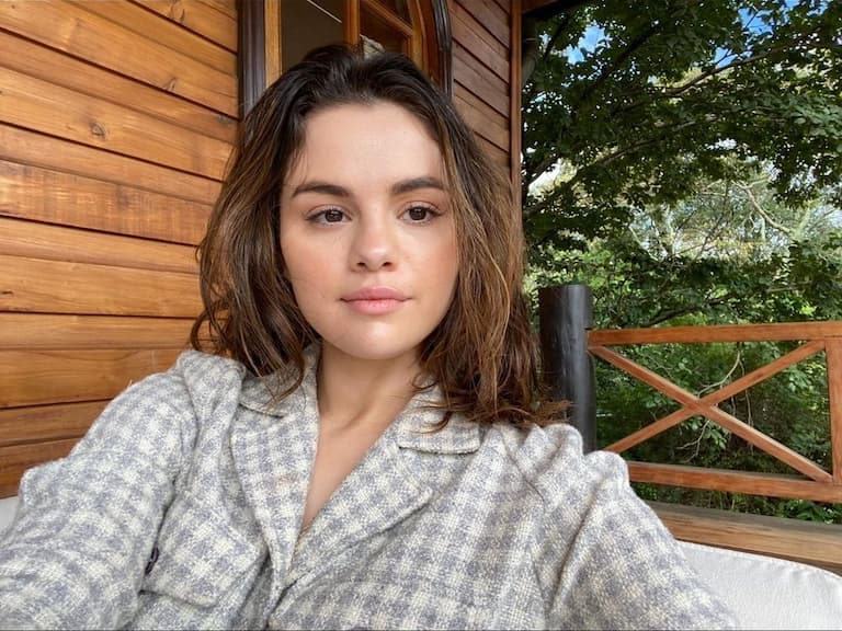 賽琳娜 Selena Gomez 自爆無法自行生育!懷孕恐危及生命!