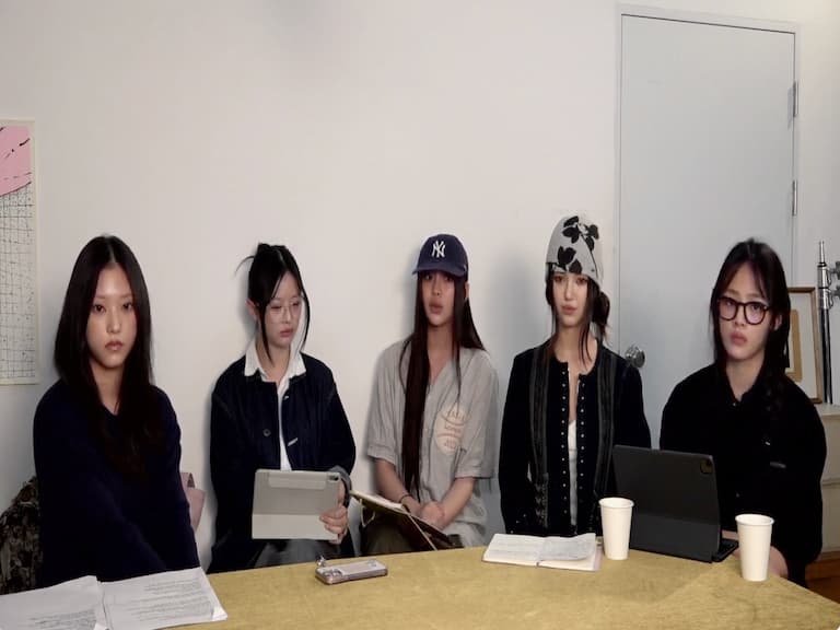 NewJeans 隱瞞 ADOR 開直播力挺閔熙珍,Hanni 爆料:「被經紀人無視!」