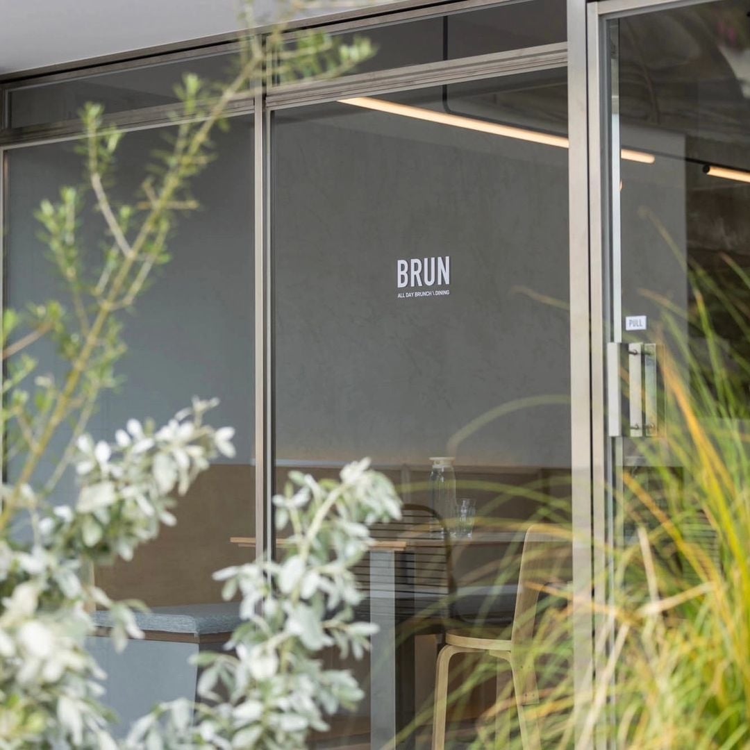 2025 天母早午餐評分最高、Dcard 推薦 5 家：BRUN 不然、JB's Diner⋯沐浴陽光用餐超幸福！