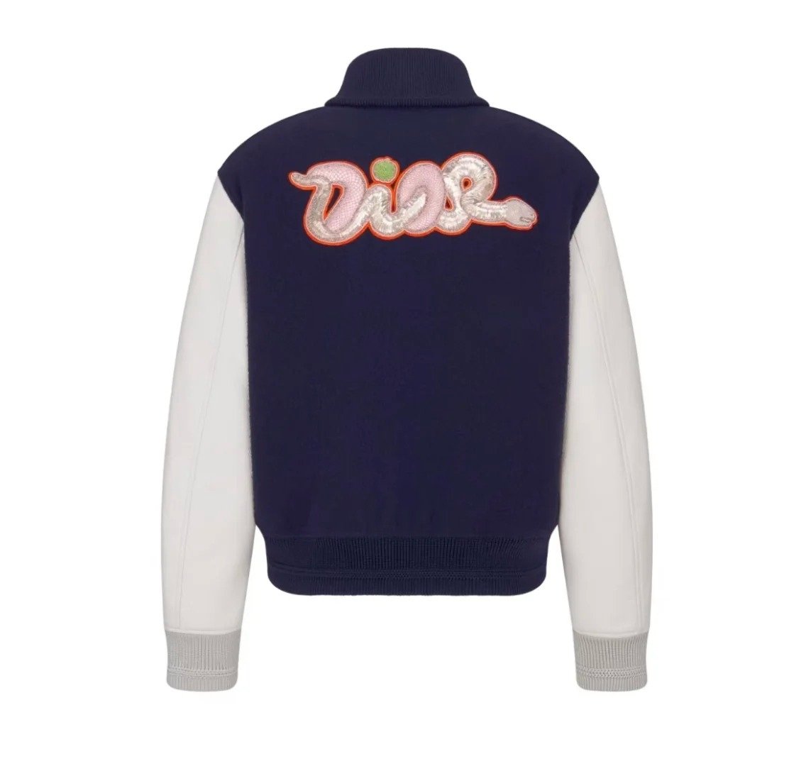 DIOR x KAWS 最新蛇年系列曝光