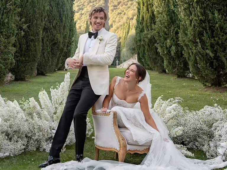 《怪奇物語》「11」米莉芭比布朗 Millie Bobby Brown 與邦喬飛兒子 Jake Bongiovi 結婚了!曬婚禮美照引發熱議!