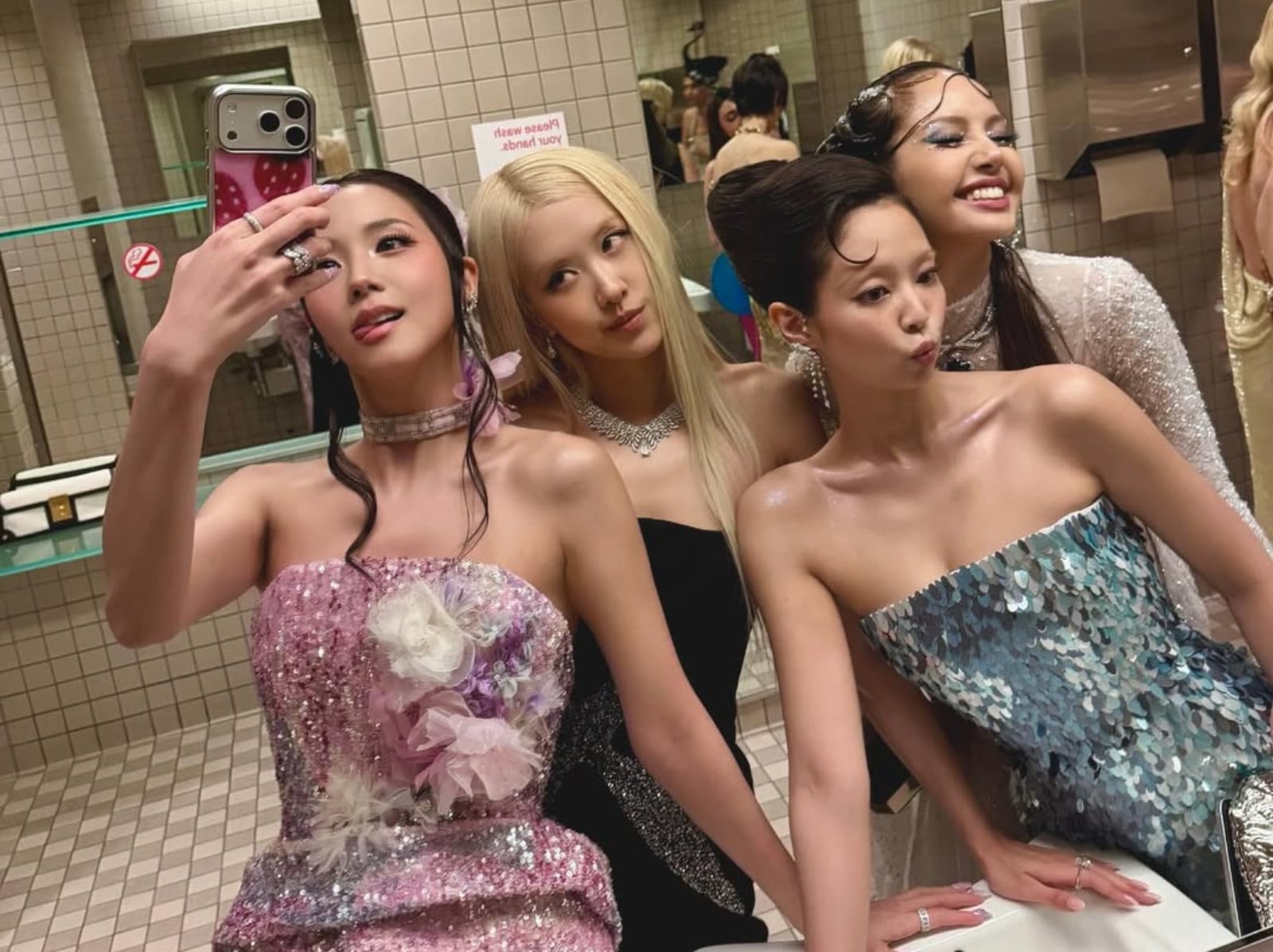 K-POP 語言天才｜BLACKPINK、2NE1 CL、i-dle 宋雨琦⋯13 位韓星多語實力一次看！