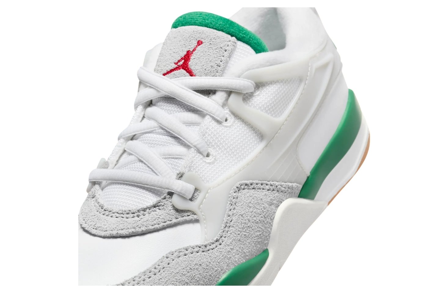 Air Jordan 4 RM "Pine Green" 即將於 2025 年發表