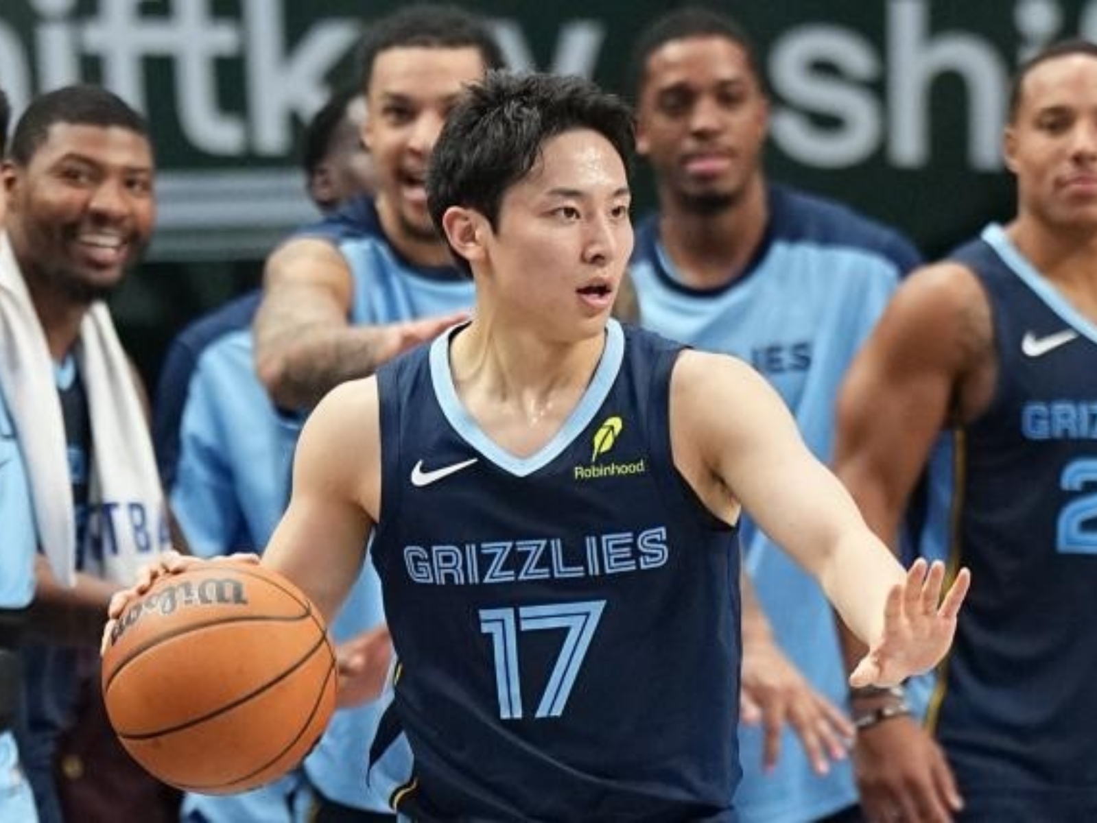 NBA／河村勇輝熱身賽首秀表現亮眼！ 上演「不看人傳球」驚艷球迷！