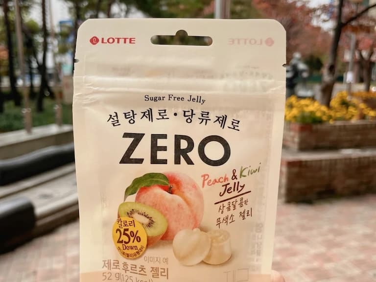 2026 韓國 4 大超市 Dcard 必買伴手禮推薦：樂天軟糖、emart 餅乾⋯不掃貨絕對不夠吃！