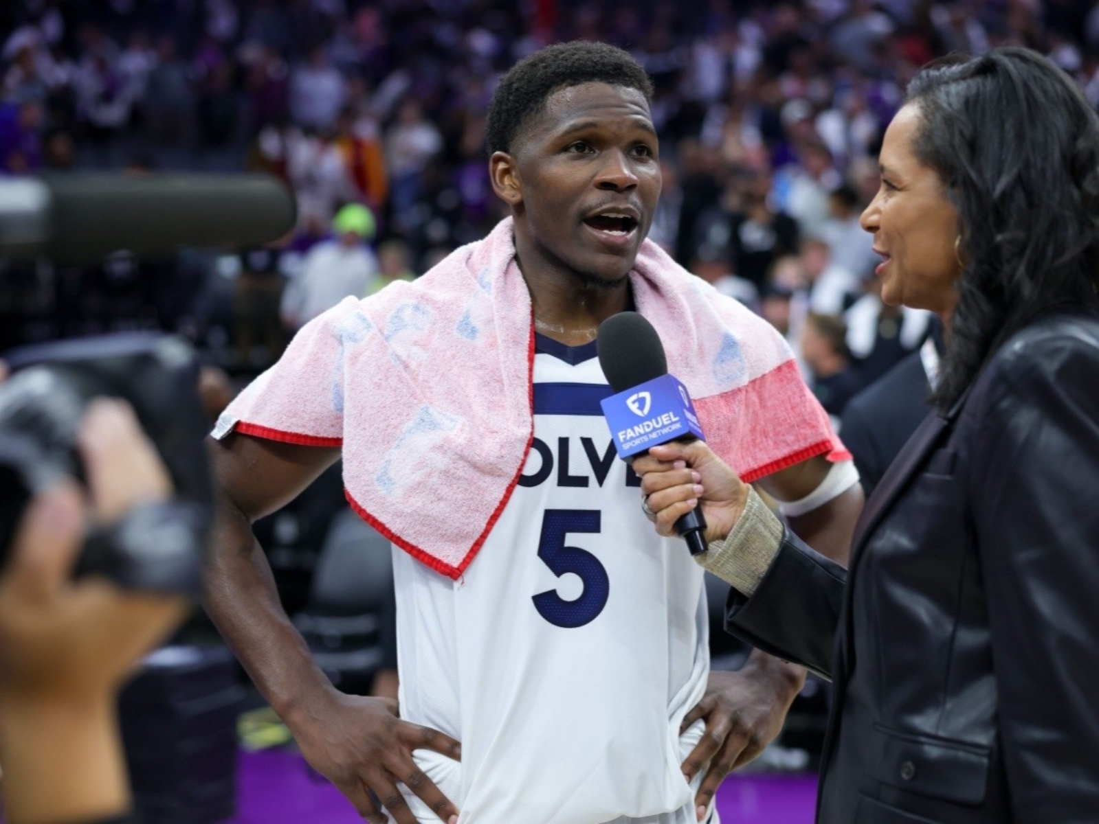 NBA／Anthony Edwards 談最後一擊：「Conley 最好把球傳給我，不然我對他鎖喉！」