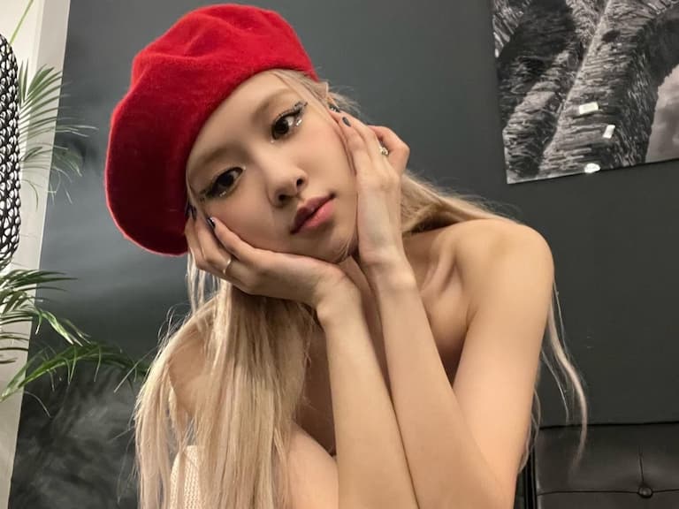 BLACKPINK Rosé 新專輯《rosie》講愛情故事！坦言：「自己經歷過一些關係！」