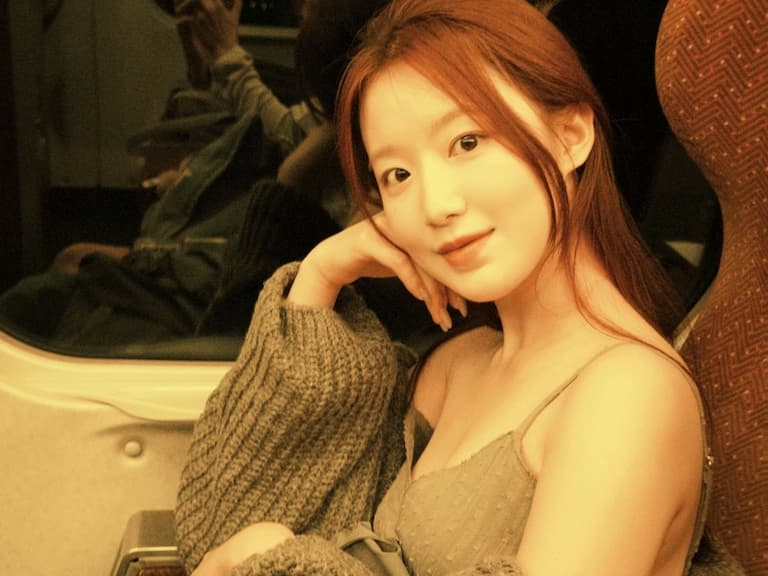 (G)I-DLE 葉舒華外套不穿好辣秀身高 161 性感身材！ 引網急喊：「衣服給我拉好！」