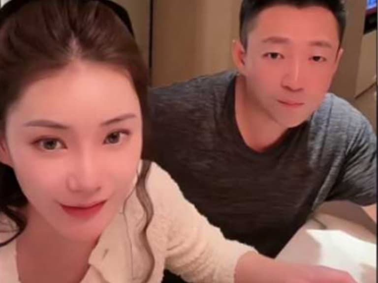 汪小菲婚宴日期地點曝光！直播上突認整形妻喊：「有人叫你講嗎？」