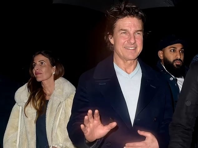 湯姆克魯斯 Tom Cruise 再爆新戀情！與美女經紀人約會 3 小時，按耐不住手伸進去引熱議！